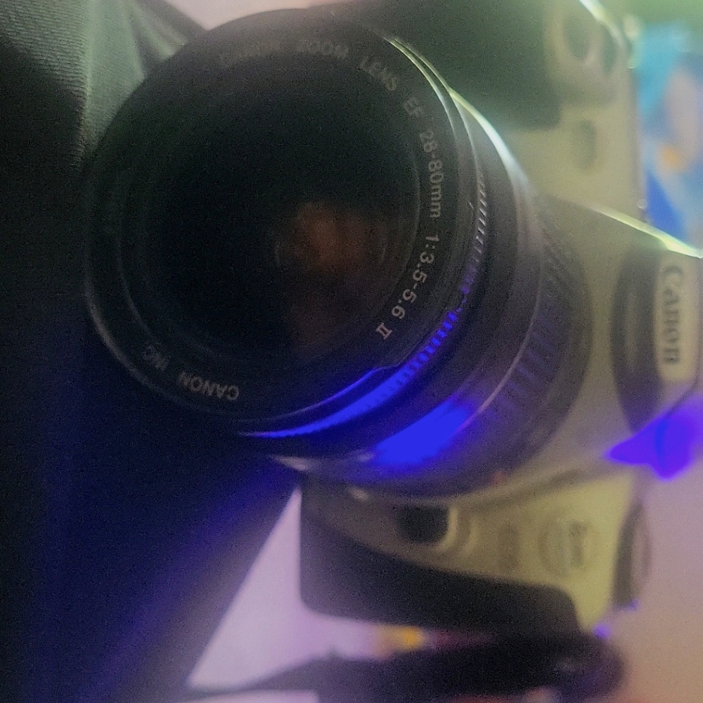 Cannon rebel 2000
